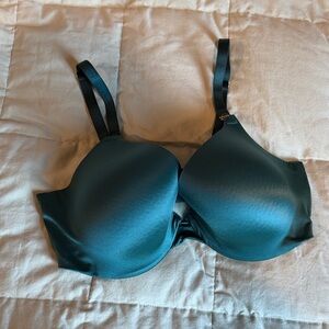 Victoria's Secret Teal Molded Comfort Bra